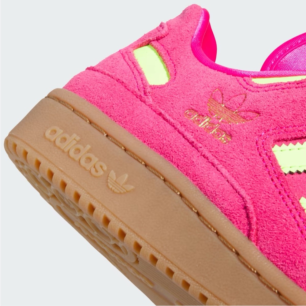 Adidas forum CL w
Brand new - Picture 8 of 8
